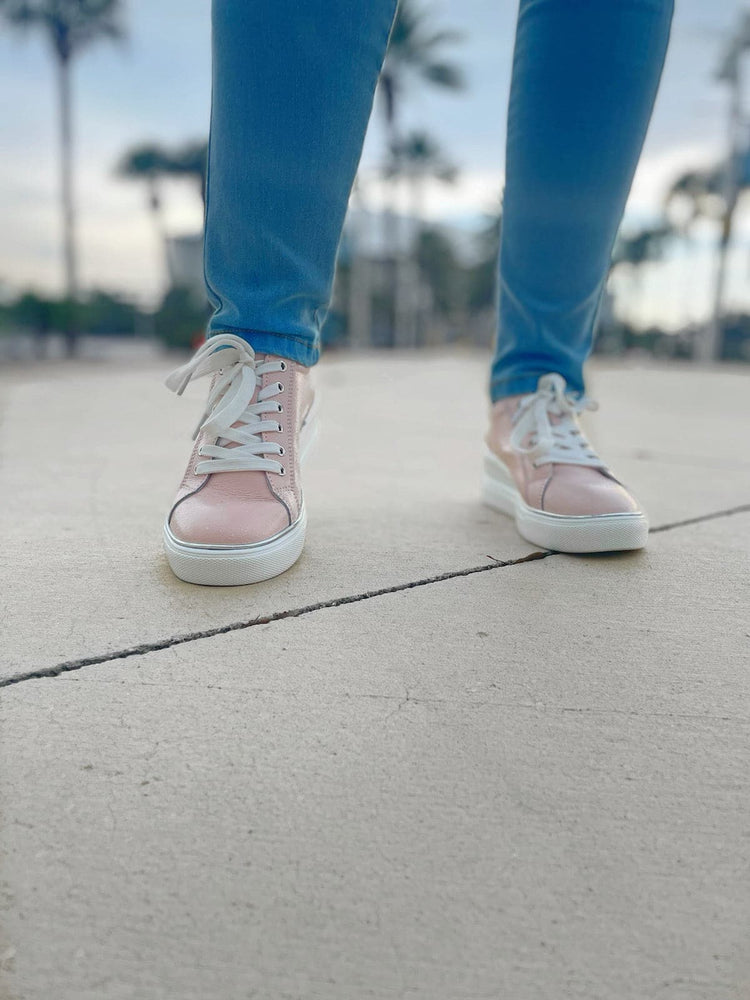 
                  
                    Bonavi Pink Shoes
                  
                