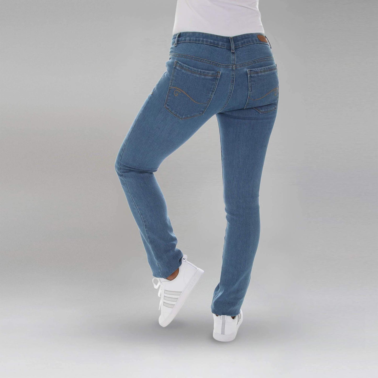 
                  
                    Pre-Loved Deep Pocket Straight Jeans - LightBlue
                  
                